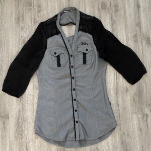 Chic Gray and Black Blouse